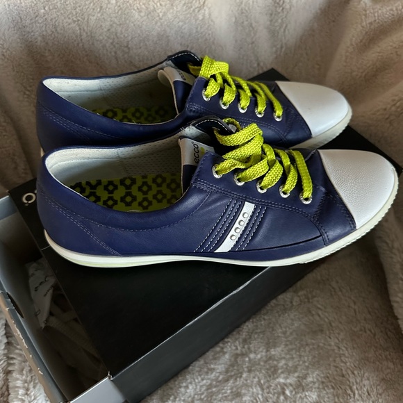 Ecco women’s golf shoes size 41 - Picture 1 of 5